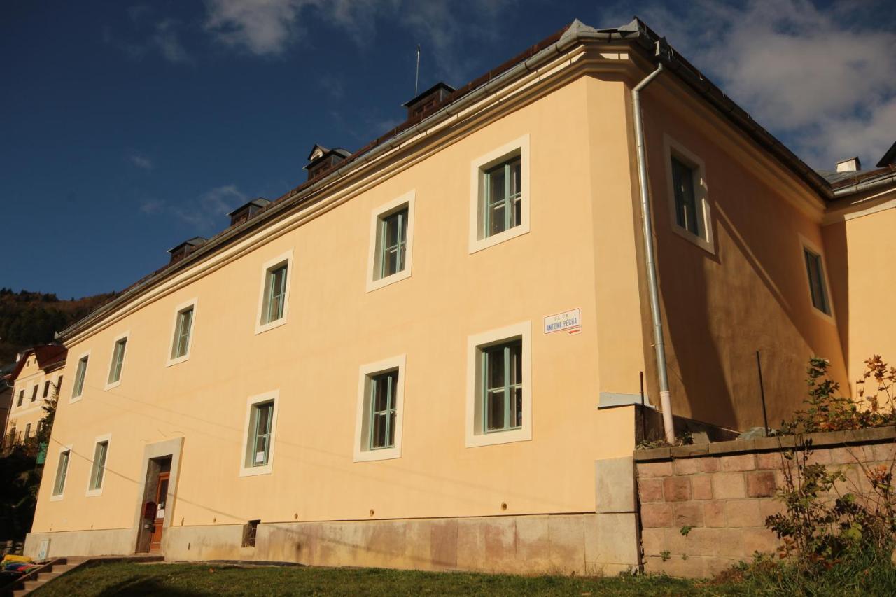 Hostel Skautsky Dom Banská Štiavnica Dış mekan fotoğraf