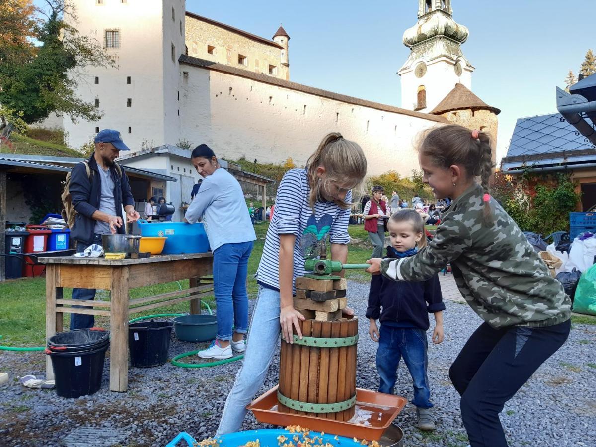 Hostel Skautsky Dom Banská Štiavnica Dış mekan fotoğraf