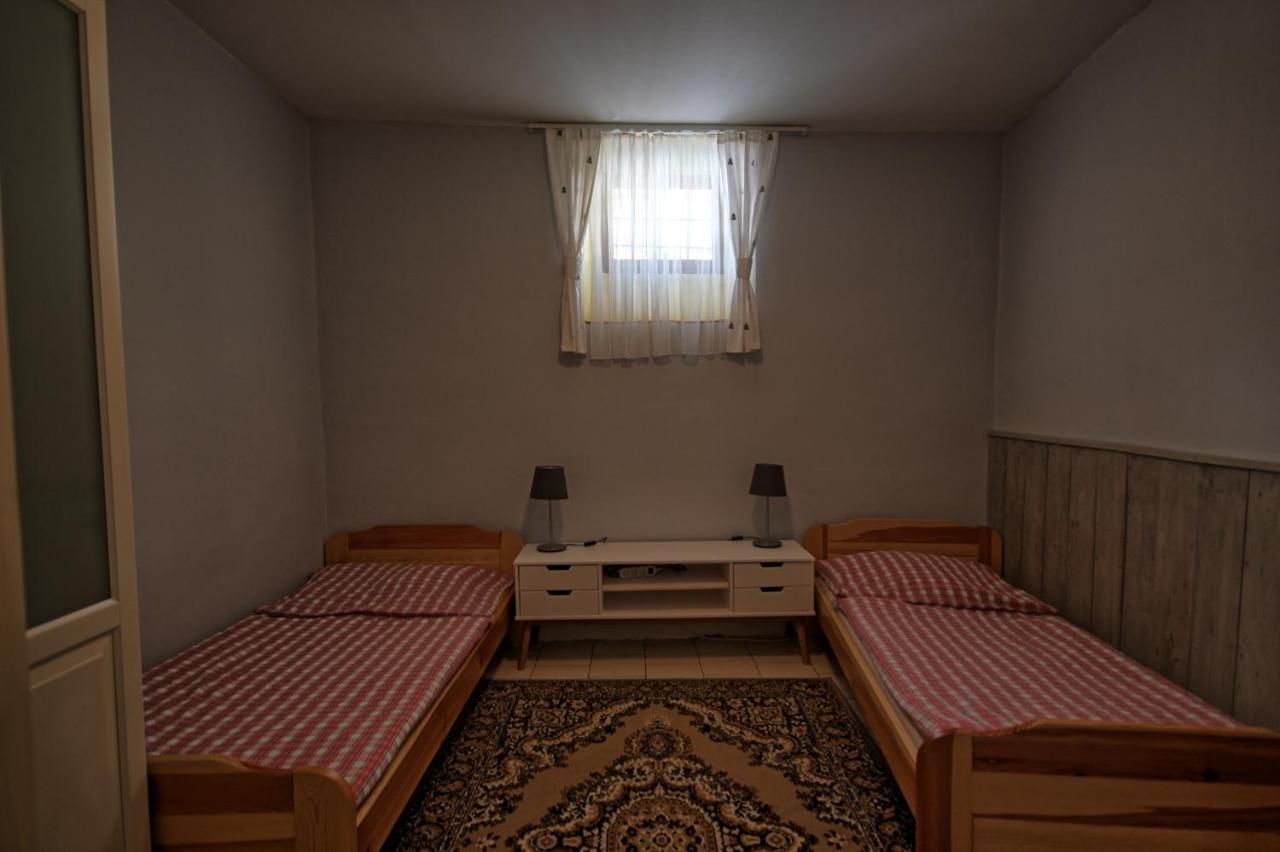 Hostel Skautsky Dom Banská Štiavnica Dış mekan fotoğraf